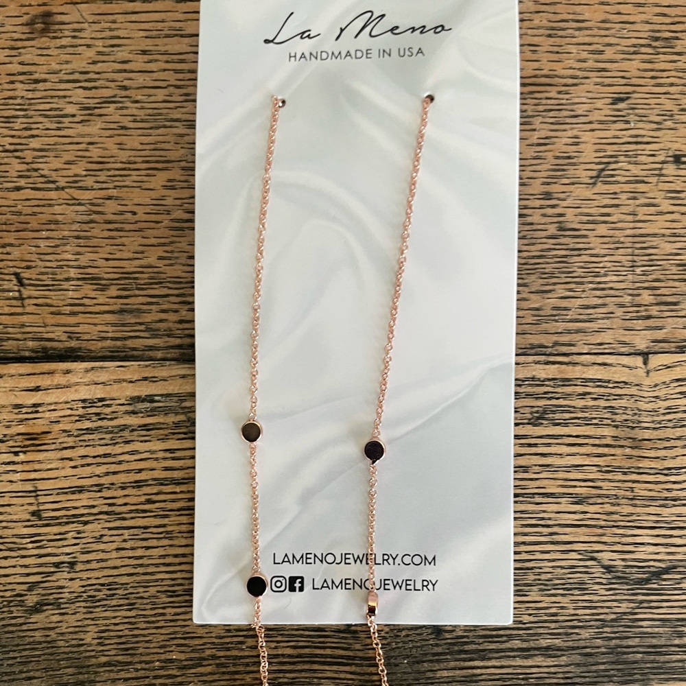 La Meno Gold Drop Earrings